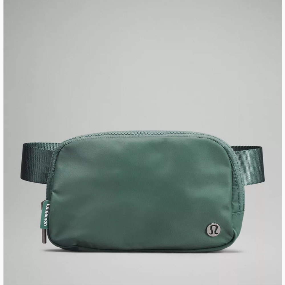 🆕️ LULULEMON EVERYWHERE BELT BAG - TIDEWATER TEAL